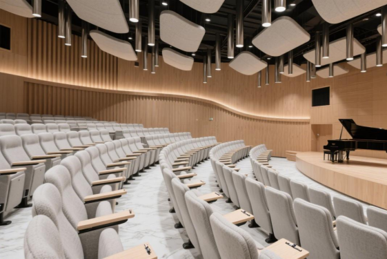 What Defines a Good Auditorium Chair?